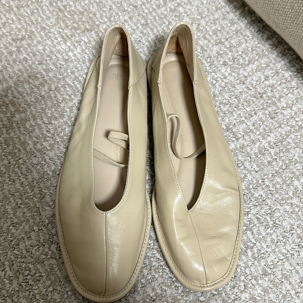 Zara cream flats size 39